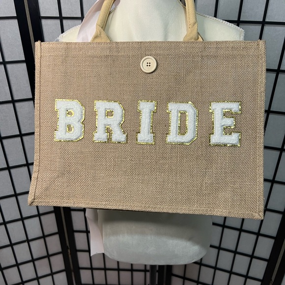 Handbags - 🌟Tan‎ Bride Tote Bag NWOT